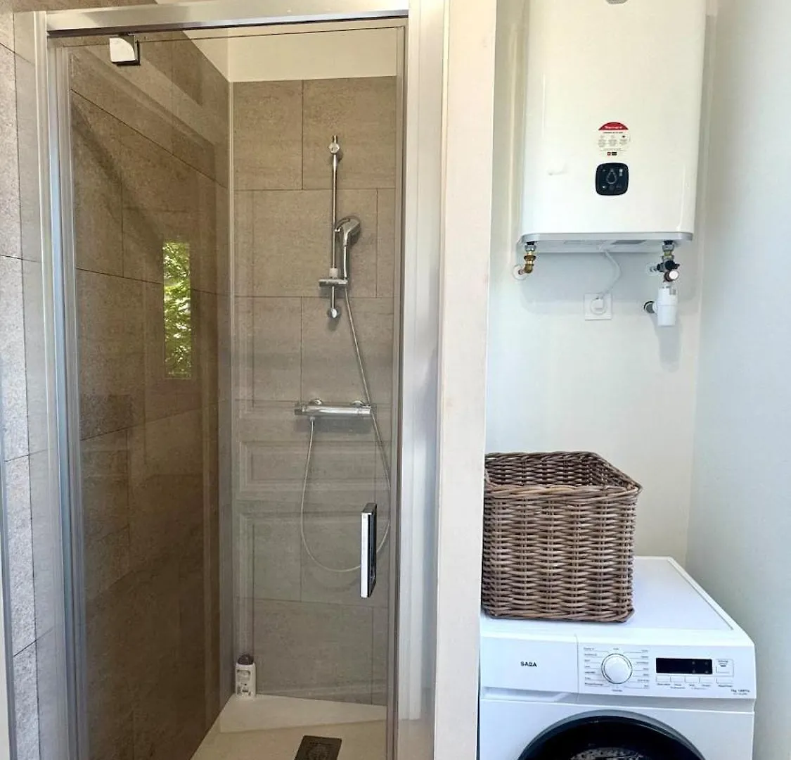 L'Ecrin Sevigne - Wi-Fi & Near Train Station Apartment Valence  0*, Valence (Drome)